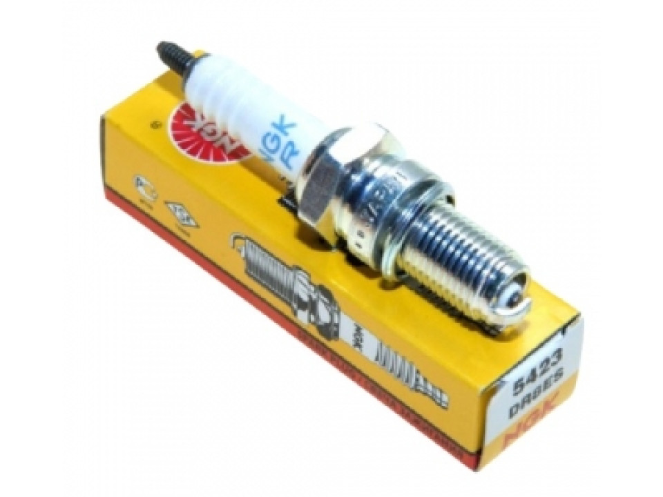 jaszmotor_webshop_gyertya_ngk_dr8es