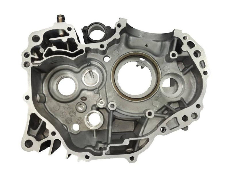 jaszmotor_webshop_blokkfel_ontveny_<br>(bal_oldali)_barton_gp1_blade_r_-_moretti