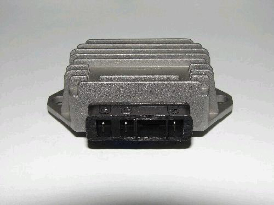 jaszmotor_webshop_feszultseg_szabalyzo_piaggio_vespa_125ccm_<br>(rms)