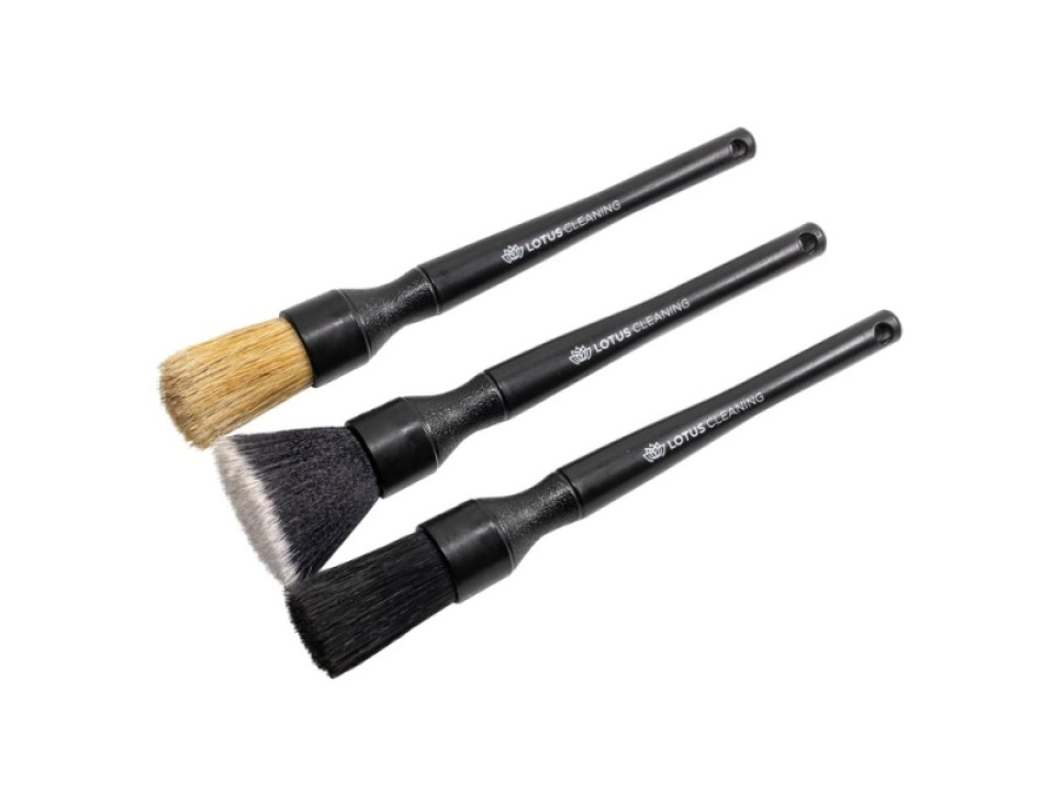 jaszmotor_webshop_lotus_cserelheto_ecsetkeszlet