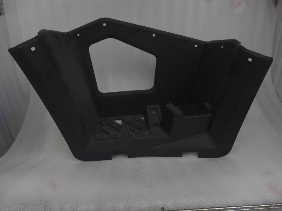 jaszmotor_webshop_labtarto_bal_barton_braver_300