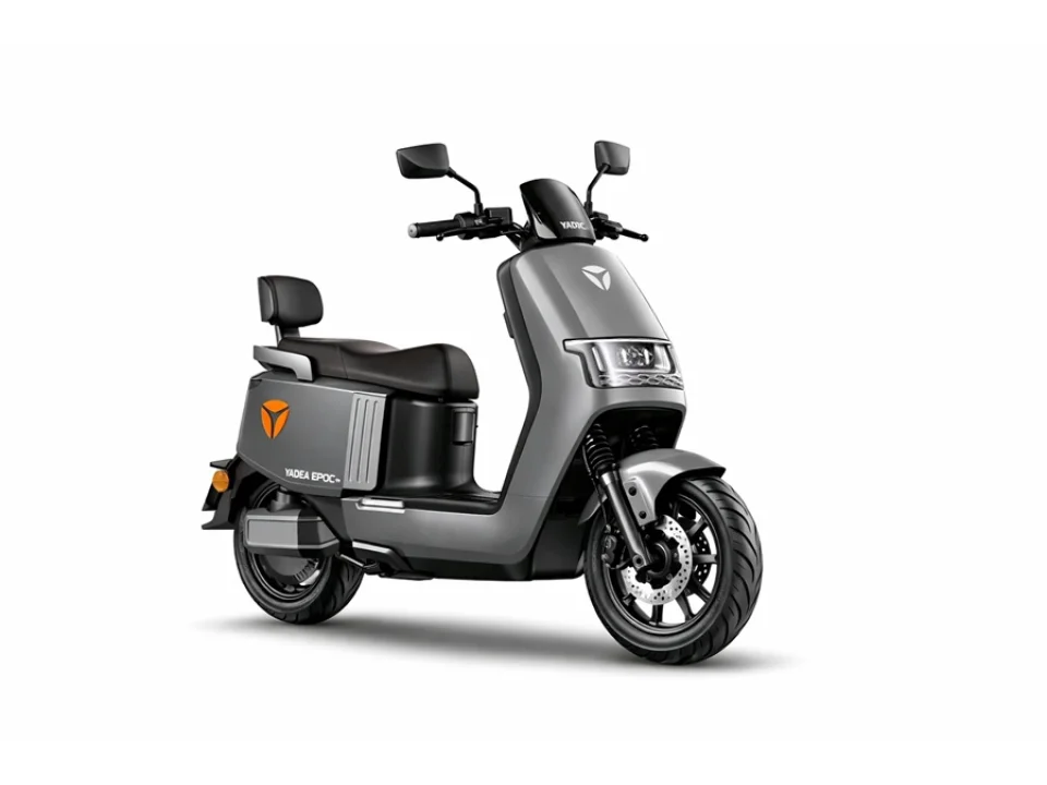 jaszmotor_webshop_yadea_epoc_elektromos_robogo_3200w,_72v,_38ah,_grafen_(Új)_-_szurke