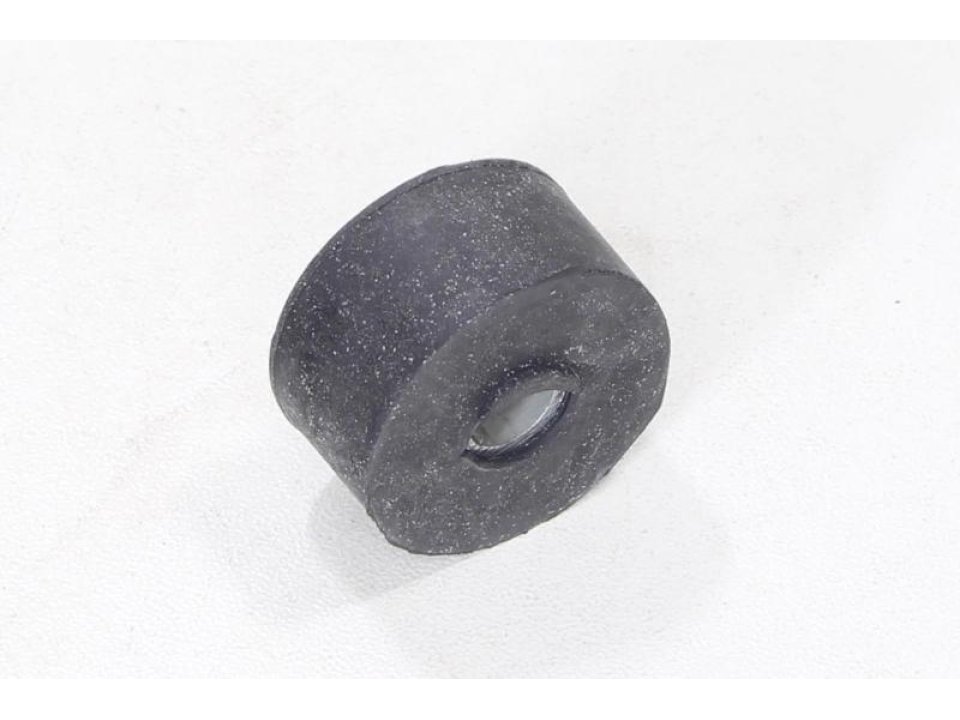 jaszmotor_webshop_kozepsztender_gumi_gy6_kinai_robogohoz