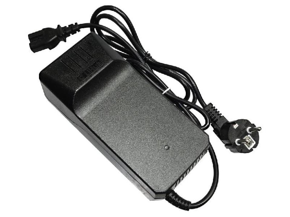 jaszmotor_webshop_tolto_barton_tres_-_moretti