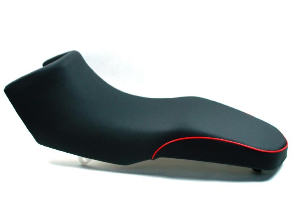 jaszmotor_webshop_Üles_barton_hyper_125_<br>(fekete-piros)_-_moretti