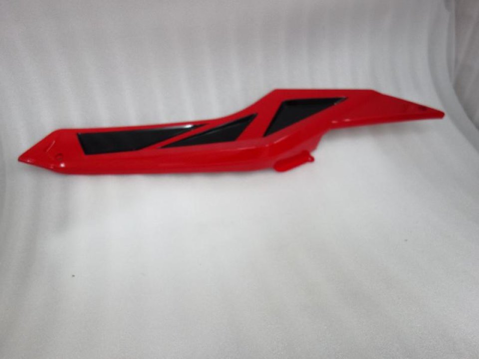 jaszmotor_webshop_jobb_oldali_burkolat_barton_b-max_125_<br>(piros)