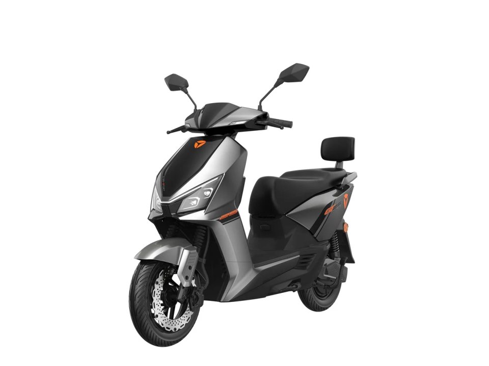 Yadea GT-25 elektromos robogó 2200W, 72V, 23AH, Grafén (ÚJ) - Szürke