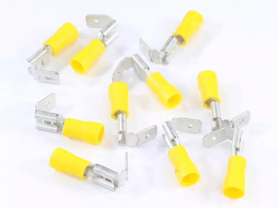 jaszmotor_webshop_kabelsaru_szigetelt_6,3_mm_(4-6_mm)_(sarga)_10db_-_mr