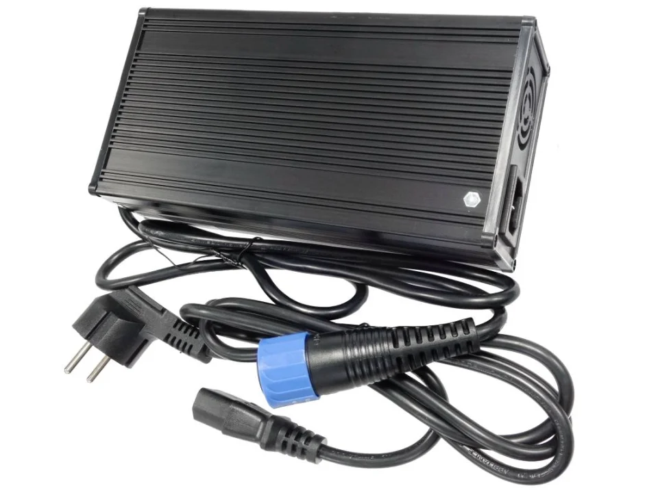 jaszmotor_webshop_akkumulator_tolto_barton_e-max_one_-_moretti