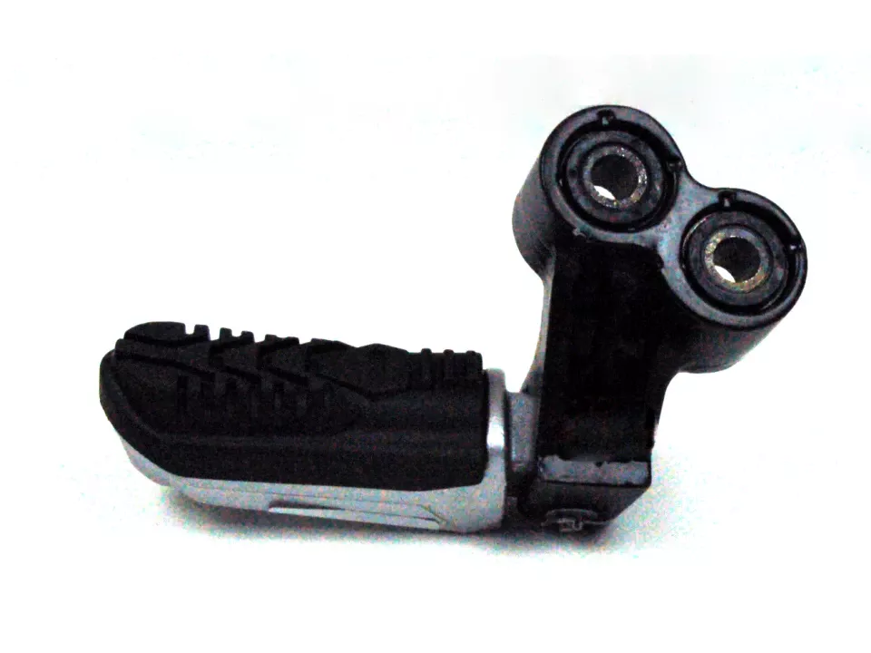 jaszmotor_webshop_bal_elso_labtarto_barton_blade_r_-_moretti