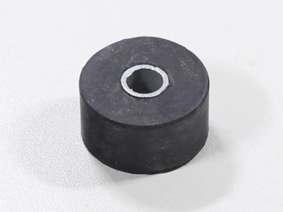 jaszmotor_webshop_kozepsztender_gumi_benzer_syracuse_4_-_mr