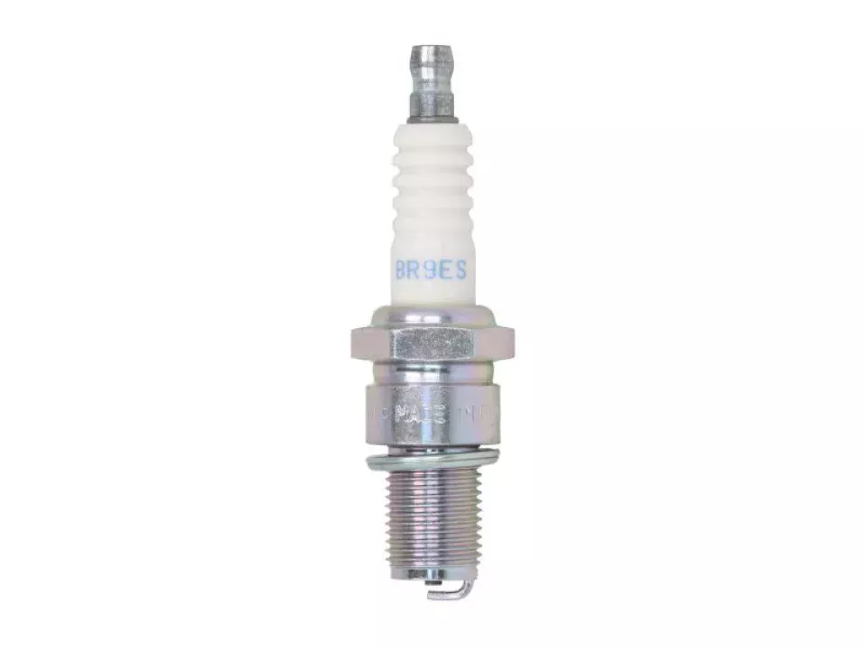 jaszmotor_webshop_gyertya_ngk_br9es_-_power_force