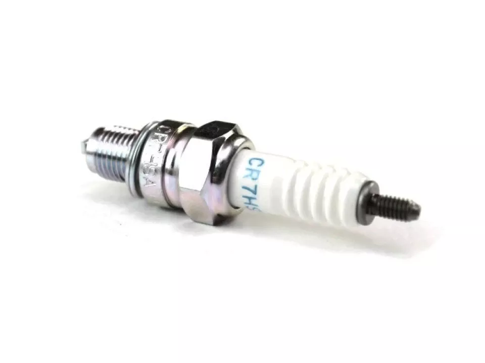 jaszmotor_webshop_gyertya_ngk_cr7hsa_(a7tc)