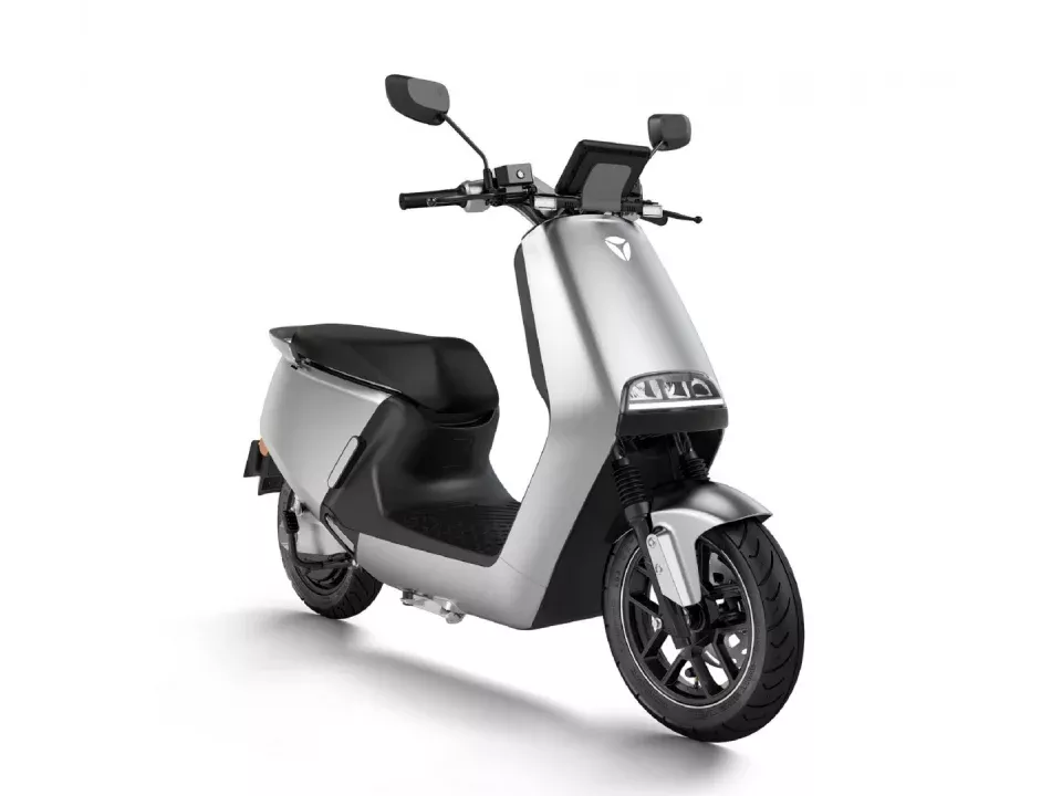 jaszmotor_webshop_z-tech_zt-21_g5_eco_elektromos_robogo_(2400w,_72v,_23ah,_grafen)