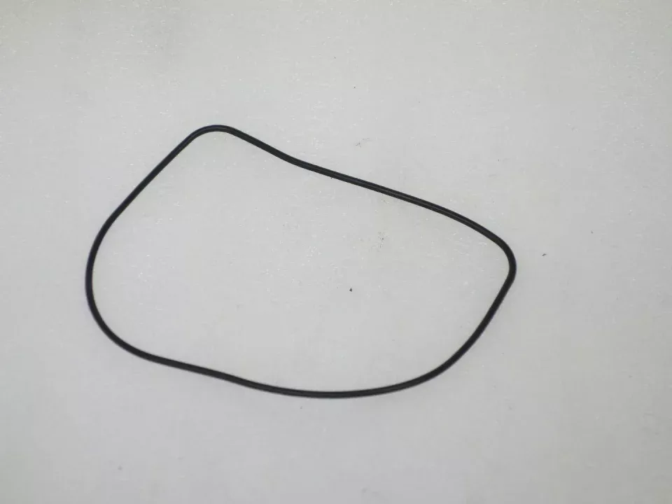 jaszmotor_webshop_olajbetolto_sapka_tomites_barton_road_hunter_200