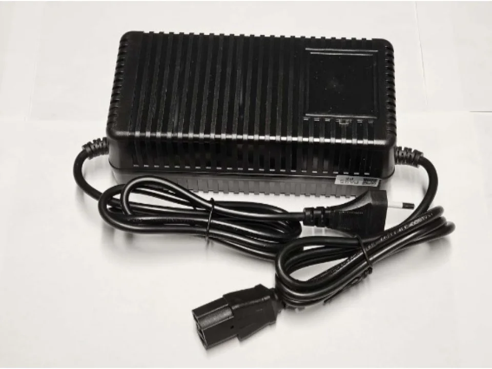 jaszmotor_webshop_akkumulator_tolto_zt-27,_48v,_2a