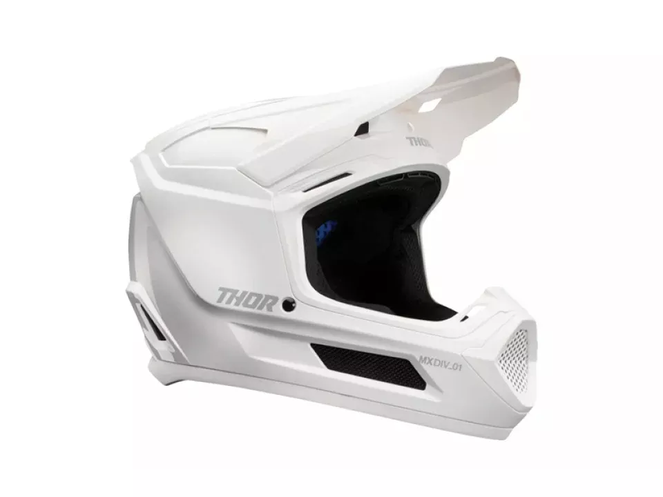 jaszmotor_webshop_thor_fleet_whiteout_cross_bukosisak_(matt_feher)