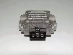 jaszmotor_webshop_feszultseg_szabalyzo_mbk___majesty_125-150-180ccm_(0090_rms) galéria