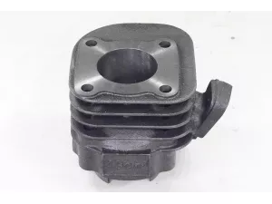 jaszmotor_webshop_hengerszett_yamaha___3kj__aprilia__malaguti_2t_50ccm,_40mm_(10mm-es_csapszeg)_(leghuteses)_-_mr galéria