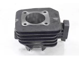 jaszmotor_webshop_hengerszett_peugeot_peugeot_ludix_vivacity_ac_(47mm.70ccm)_fekvohenger_(mr) galéria