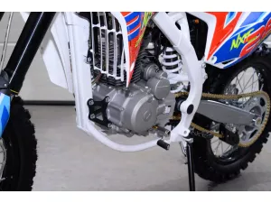 jaszmotor_webshop_barton_nxt_250_dirt_bike_cross_motor_21"-18"_kerekekkel_(Új)_-_feher-piros galéria