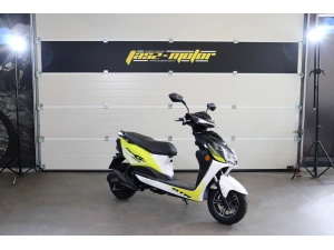 jaszmotor_webshop_barton_energy_2.0_elektromos_robogo_(Új)_-_feher-sarga galéria