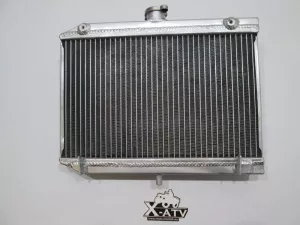 jaszmotor_webshop_vizhuto_suzuki_lta_450__500__700__750_(2005-15)_-_17710-31g10,_17710-31g11,_17710-31g20,_17710-31g40 galéria