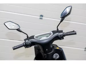 jaszmotor_webshop_z-tech_zt-38_t9_elektromos_robogo_(2600w,_72v,_23ah,_grafen) galéria