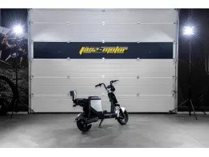 jaszmotor_webshop_z-tech_zt-05-a_u3_elektromos_robogo_(350w,_48v,_13ah,_Ólomsavas) galéria