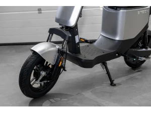 jaszmotor_webshop_z-tech_zt-05-al_u3lithium_elektromos_robogo_(350w,_48v,_12ah,_li-ion) galéria