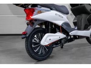 jaszmotor_webshop_z-tech_zt-27-b_warrior_elektromos_robogo_(900w,_48v,_20ah,_grafen) galéria