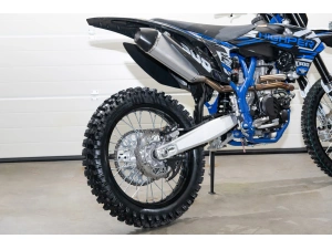 jaszmotor_webshop_highper_dbk13_300_dirt_bike_cross_motor_21-18"_kerekekkel_(Új)_-_fekete-kek galéria