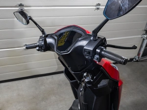 jaszmotor_webshop_z-tech_zt-52b_elektromos_robogo_(1870w,_60v,_23ah,_grafen) galéria