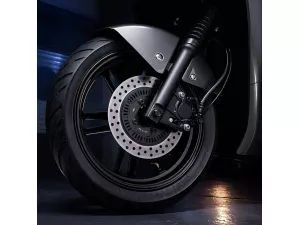 jaszmotor_webshop_yadea_fierider_elektromos_robogo_11kw,_72v,_2x27ah,_litium_(Új)_-_fekete galéria