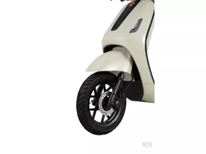jaszmotor_webshop_yadea_owin_elektromos_robogo_2700w,_72v,_25ah,_grafen_(Új)_-_mentazold galéria