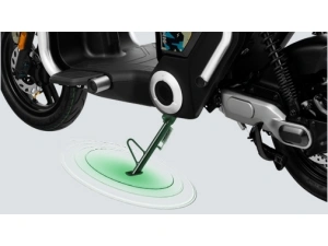 jaszmotor_webshop_yadea_gfx_elektromos_robogo_1200w,_48v,_24ah,_litium_(Új)_-_fekete galéria