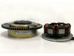 jaszmotor_webshop_gyujtas_alaplap_alloresz_+_lendkerek_(forgoresz)_minarelli_am3-4-5-6,_8_tekercses_-_power_force galéria