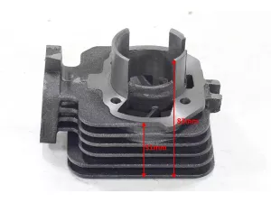 jaszmotor_webshop_hengerszett_peugeot_peugeot_ludix_vivacity_ac_(47mm.70ccm)_fekvohenger_(mr) galéria