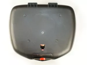 jaszmotor_webshop_univerzalis_motorra_szerelheto_hatso_doboz,_piros_-_feher_(ym-878) galéria