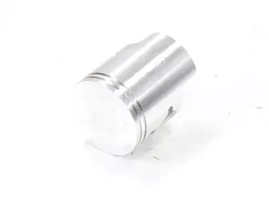 jaszmotor_webshop_hengerszett_derbi_vamos_50ccm,_2t,_40mm_(12mm-es_csapszeg)_(vizhuteses) galéria