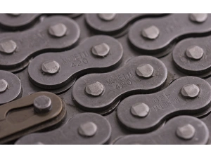 jaszmotor_webshop_lanc_420_-_130_csapos,_65_szemes_-_moretti galéria