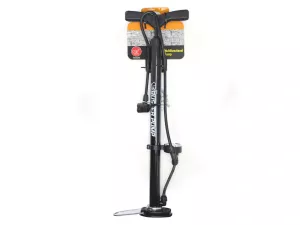 jaszmotor_webshop_kezi_pumpa_merooraval_-_mr galéria