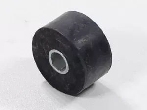 jaszmotor_webshop_kozepsztender_gumi_benzer_syracuse_4_-_mr galéria