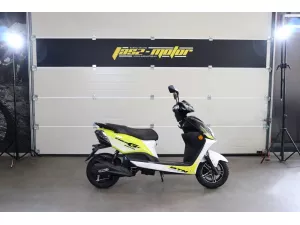 jaszmotor_webshop_barton_energy_2.0_elektromos_robogo_(Új)_-_feher-sarga galéria