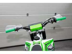 jaszmotor_webshop_barton_nxt_250_dirt_bike_cross_motor_21"-18"_kerekekkel_(Új)_-_feher-zold galéria