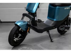 jaszmotor_webshop_z-tech_zt-05-a_u3_elektromos_robogo_(350w,_48v,_13ah,_Ólomsavas) galéria