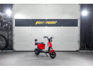 jaszmotor_webshop_z-tech_zt-05-a_u3_elektromos_robogo_(350w,_48v,_13ah,_Ólomsavas) galéria