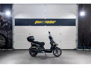 jaszmotor_webshop_z-tech_zt-27-b_warrior_elektromos_robogo_(900w,_48v,_20ah,_Ólomsavas) galéria