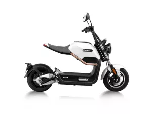 jaszmotor_webshop_z-tech_zt-60-a_miku_max_elektromos_robogo_(800w,_60v,_20ah,_li-ion) galéria