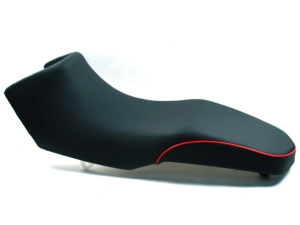 jaszmotor_webshop_Üles_barton_hyper_125_(fekete-piros)_-_moretti galéria